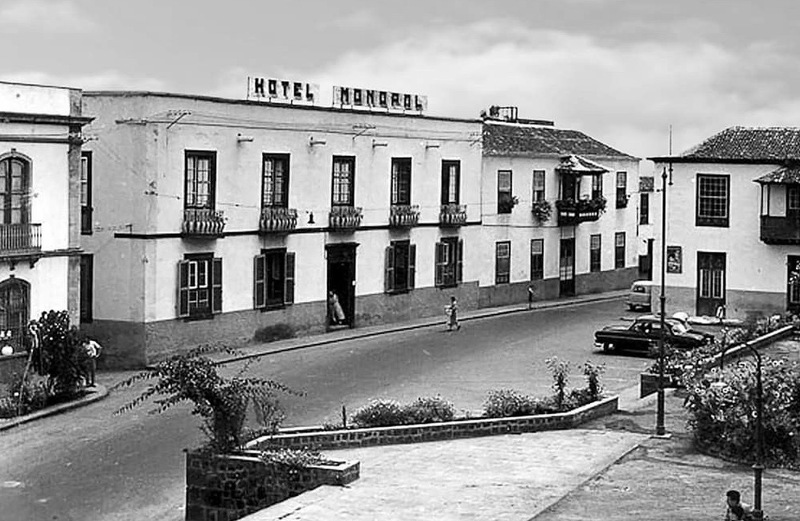 Hotel Monopol